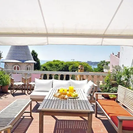 Spacious Orta Terrace * Lisboa